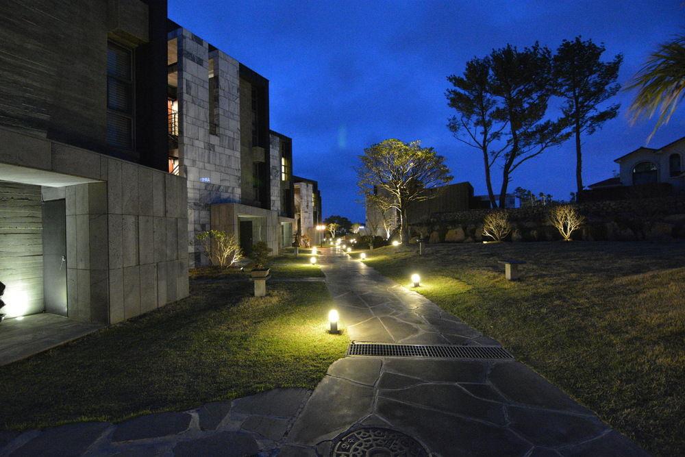 Stanford Hotel And Resort Jeju Exterior photo