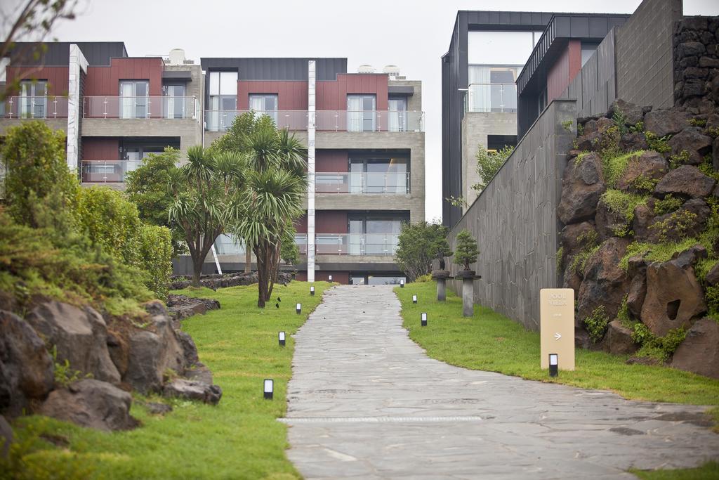 Stanford Hotel And Resort Jeju Exterior photo