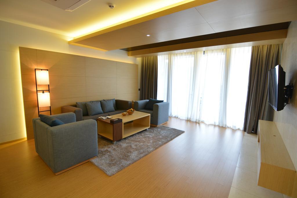 Stanford Hotel And Resort Jeju Exterior photo